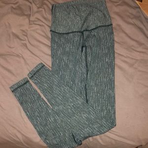 Lululemon Wunder Under